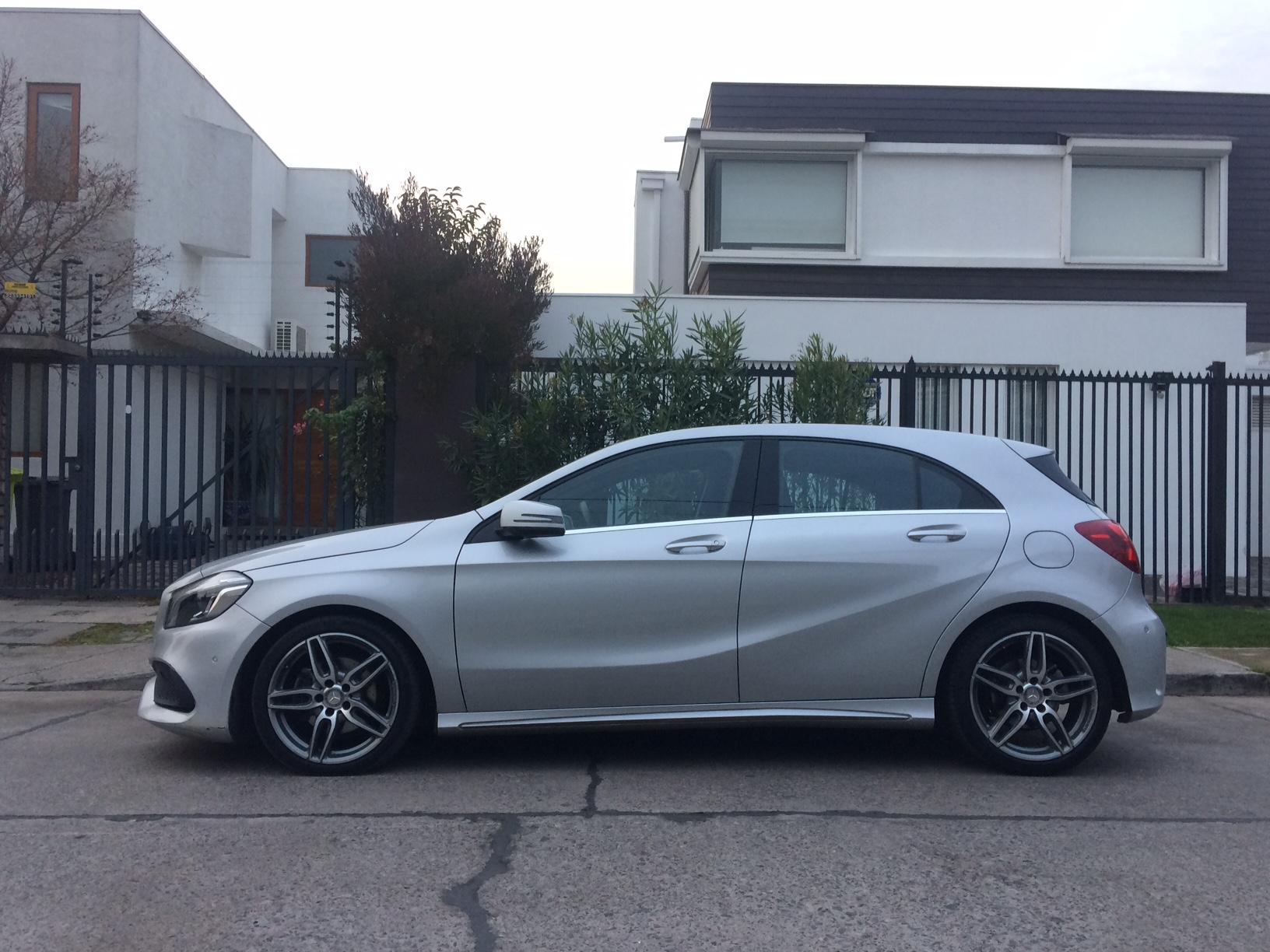 Mercedes Benz A200 1600cc T Bencina 1 Dueña AT