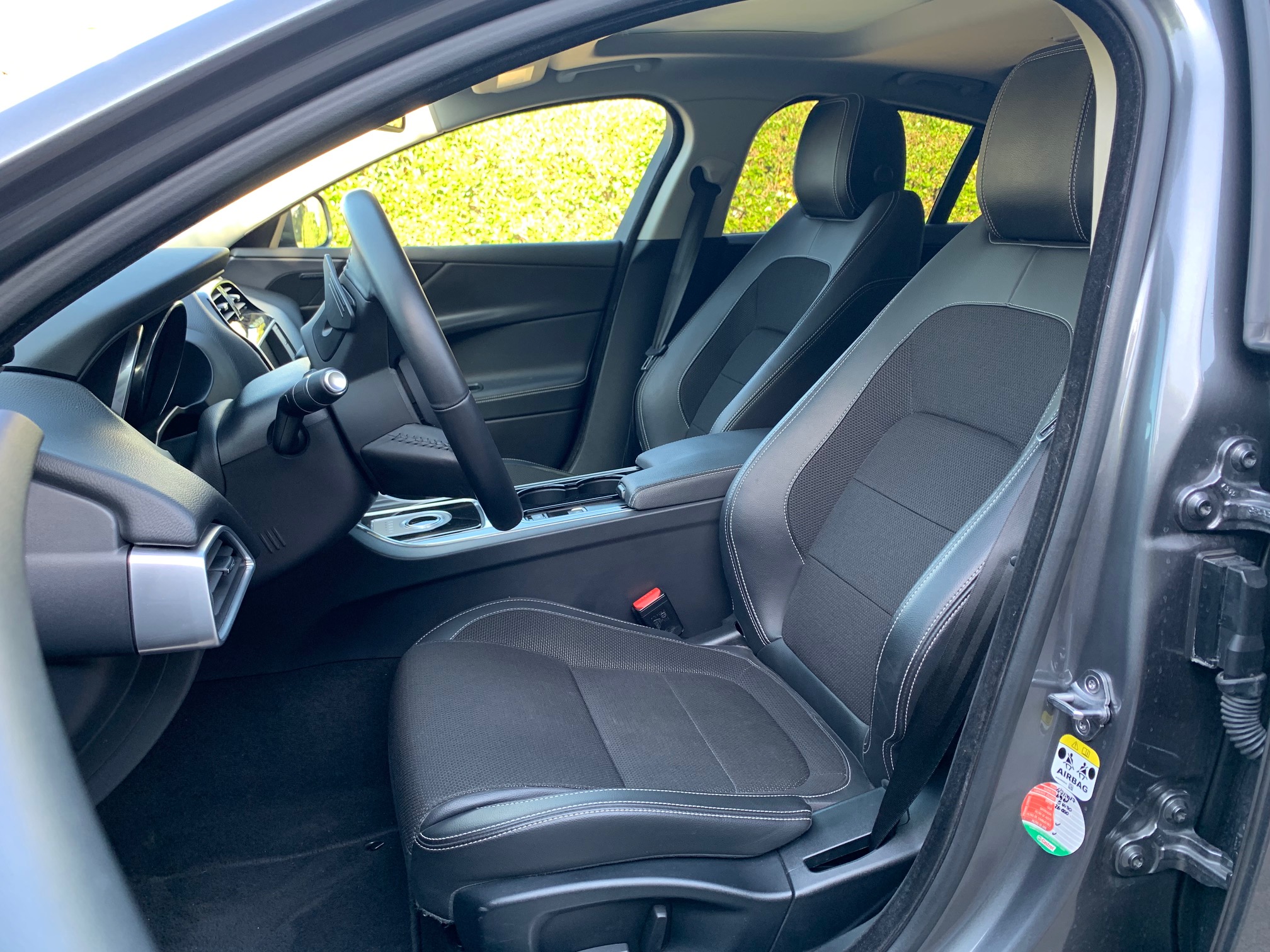 Jaguar XE R Sport 2016