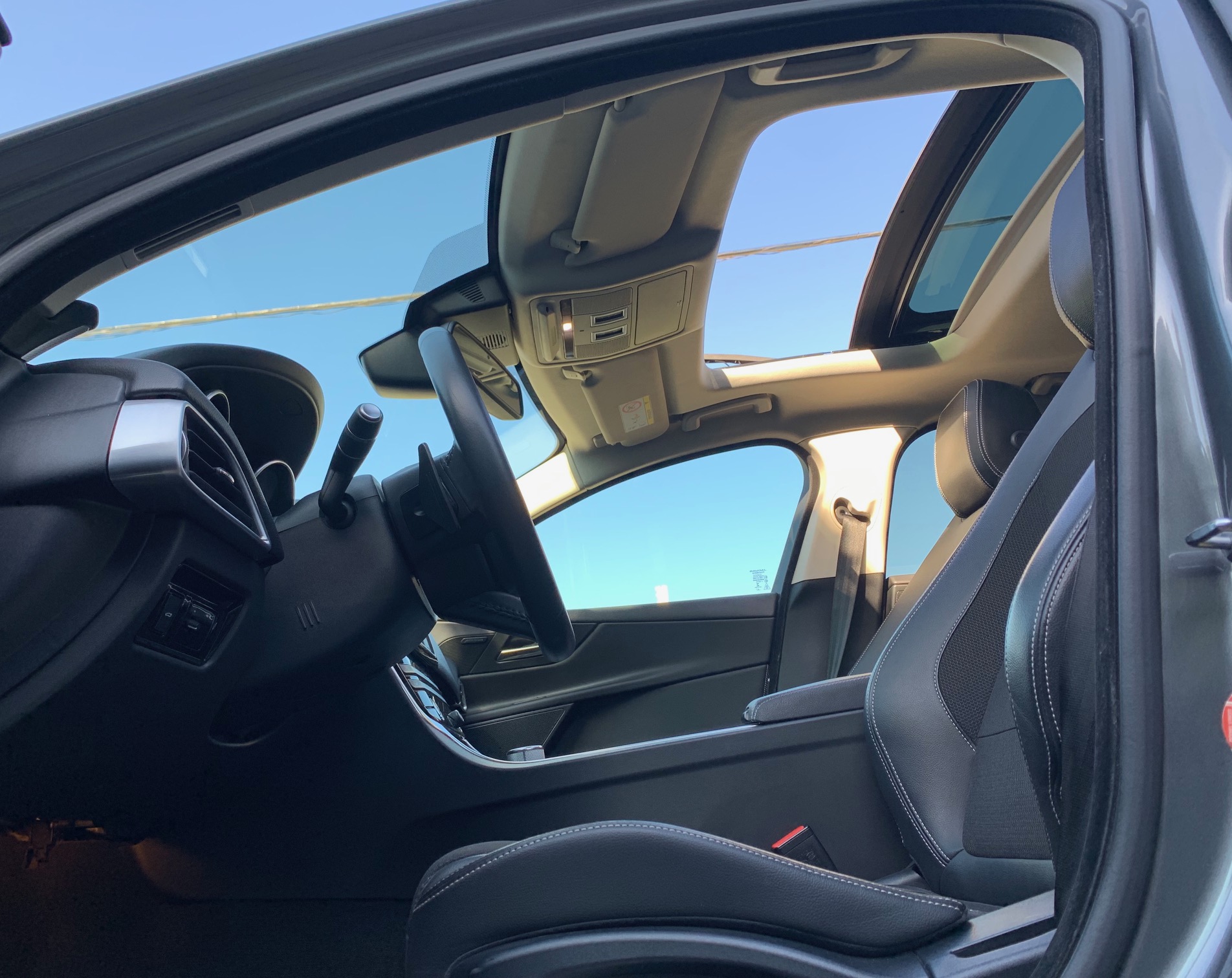 Jaguar XE R Sport 2016