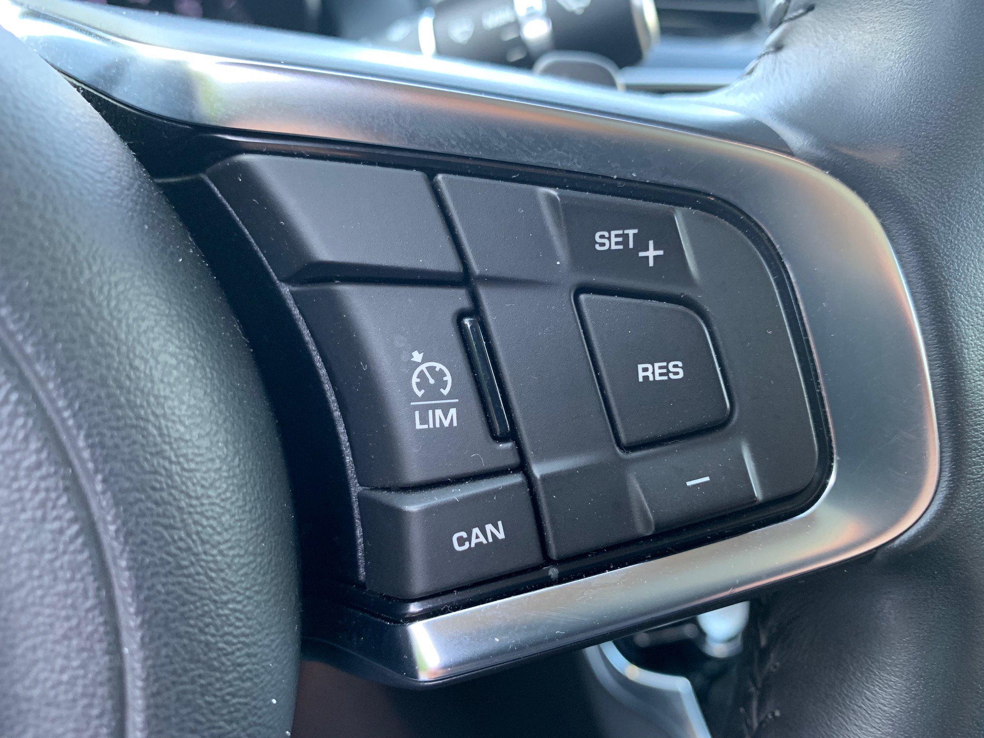 Jaguar XE R Sport 2016