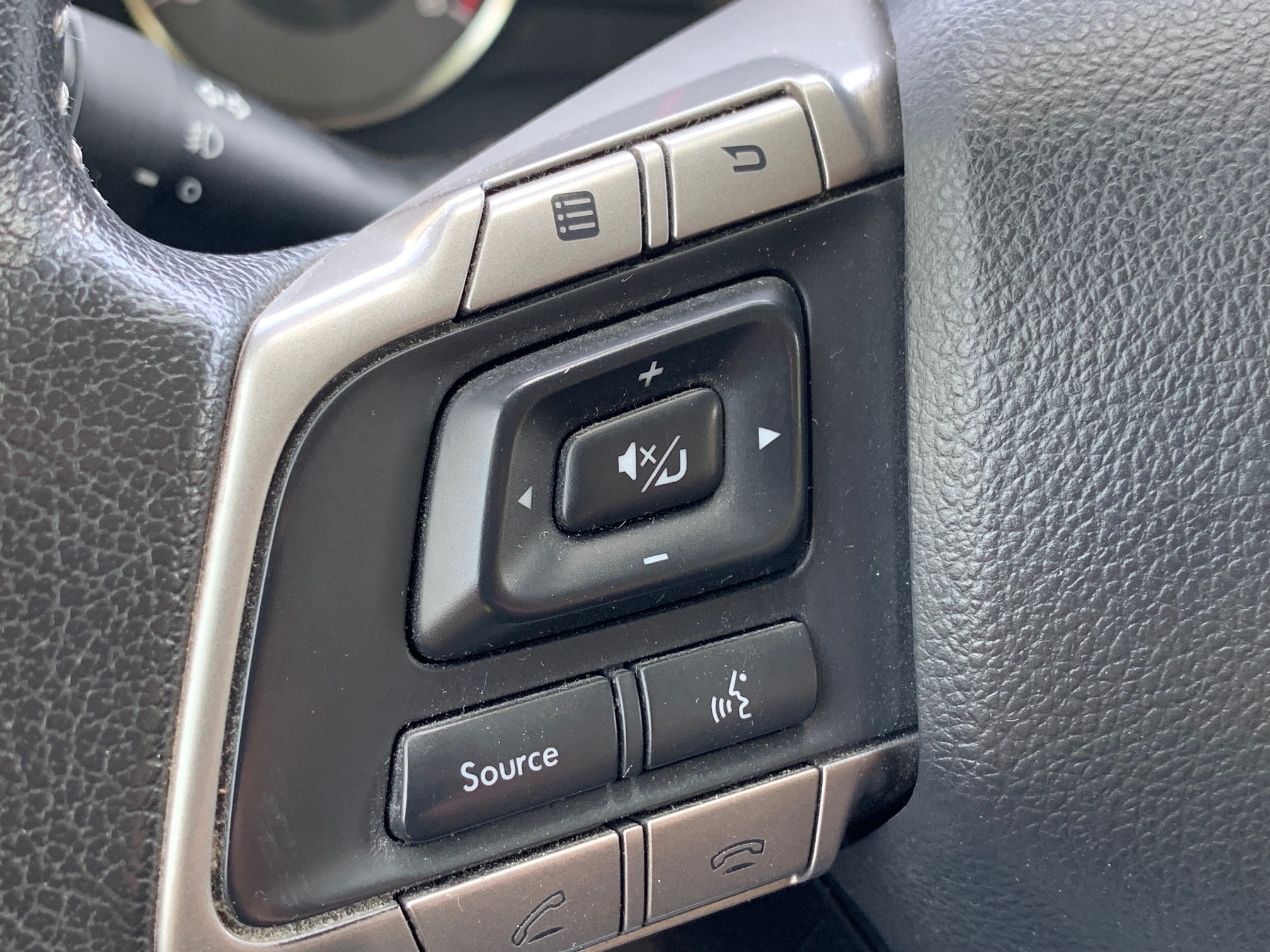 SUBARU FORESTER AWD 2000cc 2016