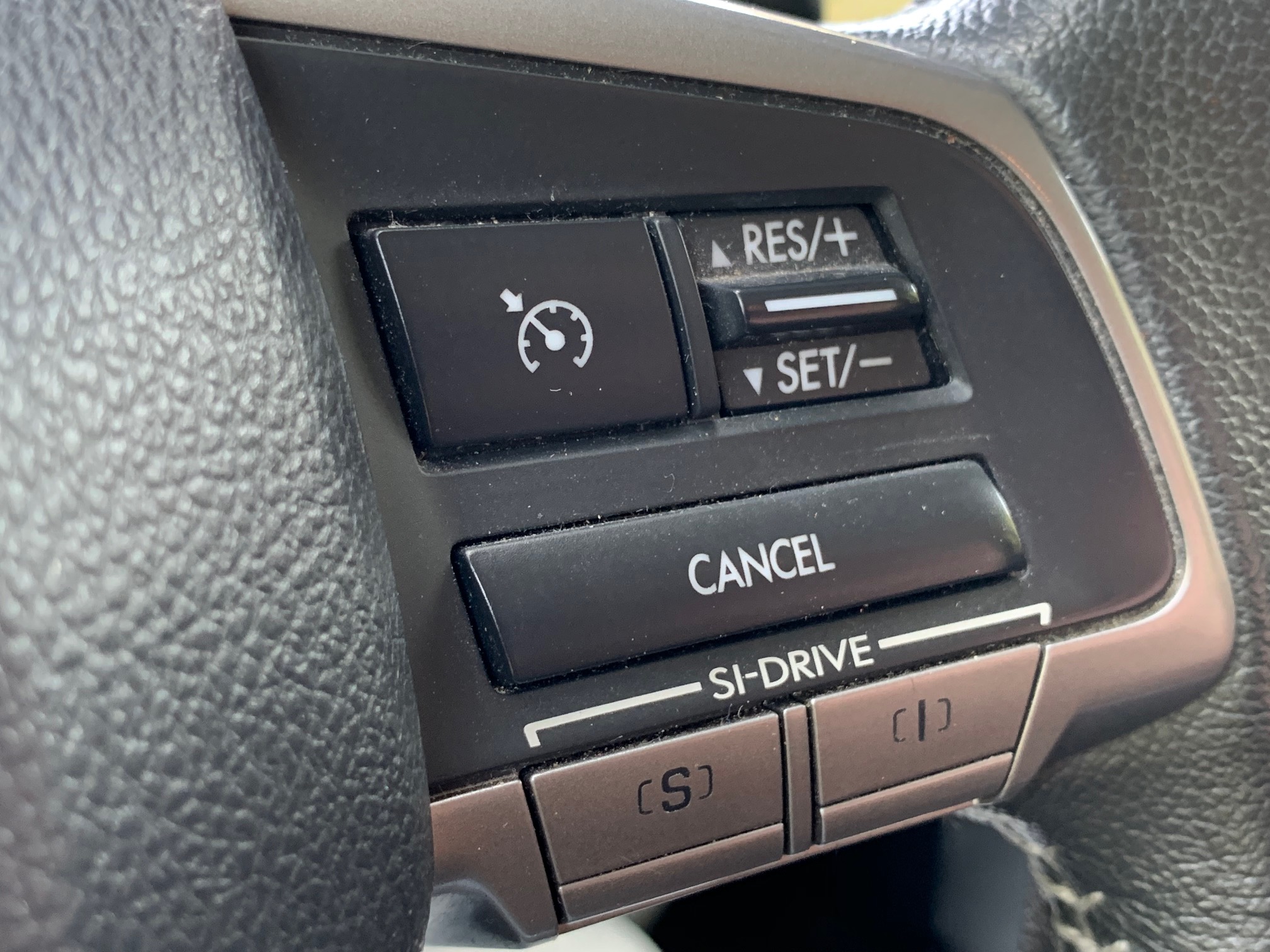 SUBARU FORESTER AWD 2000cc 2016